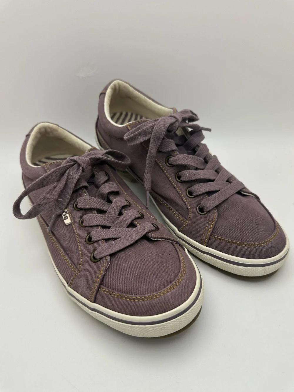 Taos Star Lavender Canvas Casual Lace Up Comfort Shoes Sneakers Women’s Size 6.5